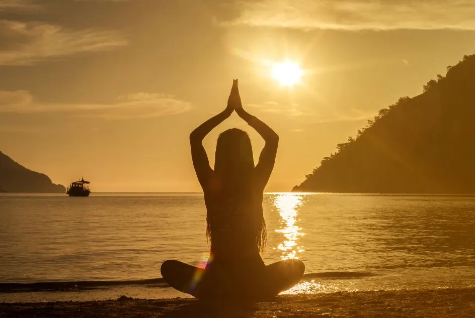 Mindfulness w Codziennym Życiu: Techniki Relaksacyjne Polecane przez Psychologów