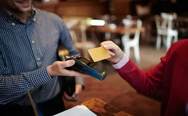 Jaworznicka Karta Miejska to więcej niż bilet — zobacz, ile możesz na niej zyskać