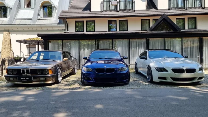 Obrazek przedstawia grafikę promocyjną wydarzenia Spot Klubowy BMW Jaworzno — reaktywacja spotkań 24 sierpnia 2025