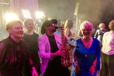 Kobiece królestwo na parkiecie - Jaworzno bawiło się do rana na Dniu Kobiet