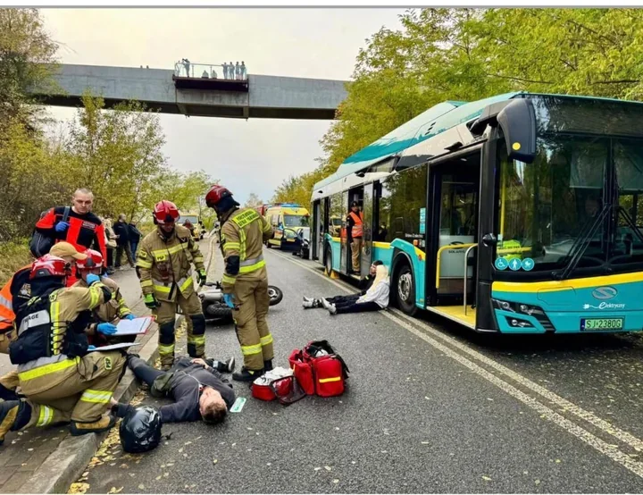 Autobus uczestniczył w symulacji poważnego wypadku drogowego