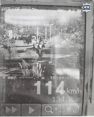 64 km/h za szybko na Bukowskiej. Motocyklista stracił prawo jazdy