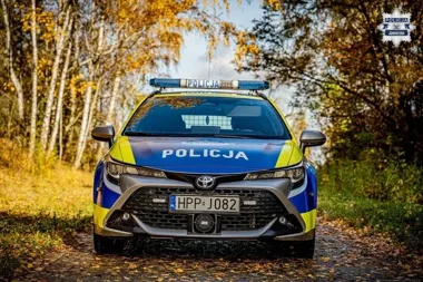 Jesień na drogach oznacza większe ryzyko - mgła, liście i zmrok