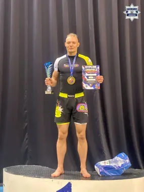 Jaworzniccy policjanci z medalami. Złoto w jiu-jitsu, srebro w kickboxingu