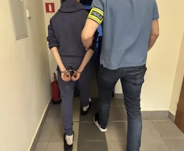 Koszulka innego klubu wywołała atak na 14-latka i jego ojca w Jaworznie