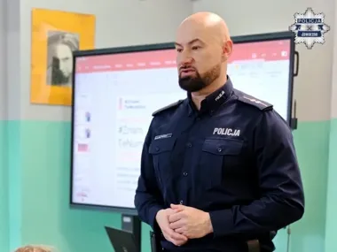 W Jaworznie uczniowie poznali numery, przez które oszuści najczęściej atakują